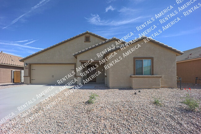 466 W Black Hawk Pl in Casa Grande, AZ - Building Photo - Building Photo