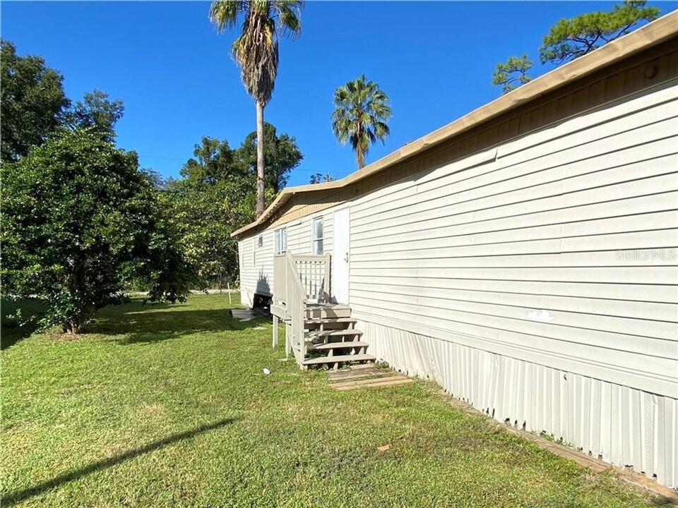 1129 S Christiana Ave in Apopka, FL - Building Photo