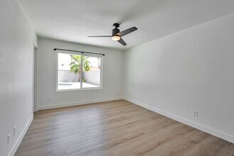 906 W Colgate Dr in Tempe, AZ - Building Photo - Building Photo