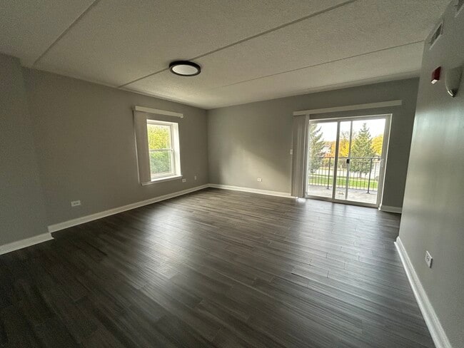 3420 N Old Arlington Heights Rd in Arlington Heights, IL - Building Photo - Building Photo