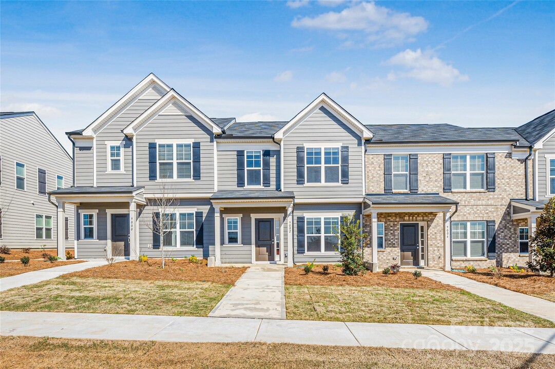 9002 Clayton Aly in Concord, NC - Building Photo