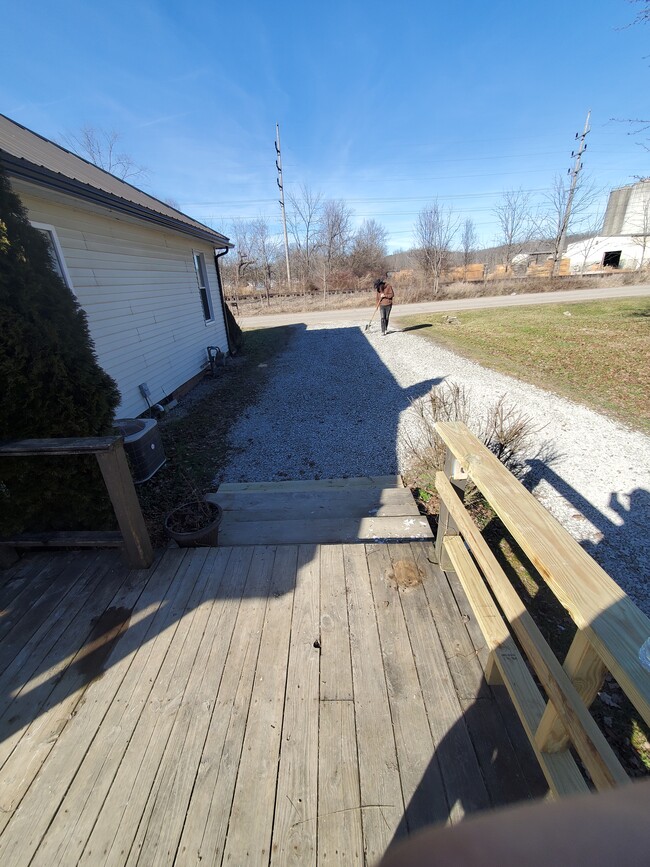 property at 9848 Ohio Ave