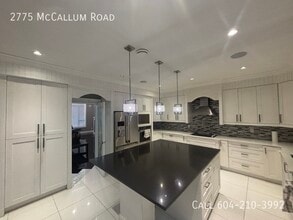 2775 McCallum Rd in Abbotsford, BC - Building Photo - Building Photo