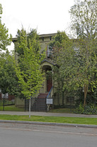 321 13th St Apartamentos