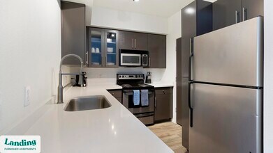 1001 E Playa Del Norte Dr in Tempe, AZ - Building Photo - Building Photo