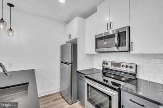 330 Cecil B. Moore Ave in Philadelphia, PA - Building Photo - Building Photo