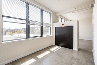 8 Garfield St in Detroit, MI - Building Photo - Building Photo