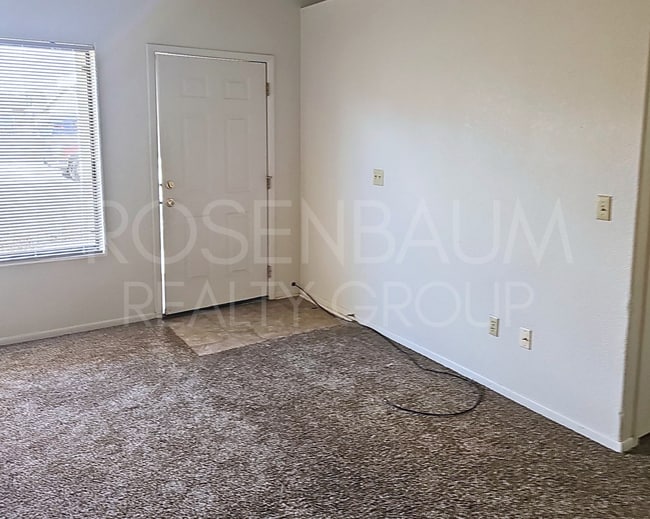 Charming & Inviting 2-bedrooms, 1-bath apartment in Prescott Valley! in Prescott Valley, AZ - Foto de edificio - Building Photo