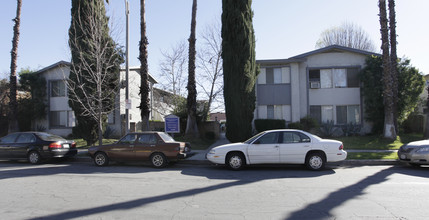 6444-6452 Shirley Ave in Reseda, CA - Building Photo - Building Photo