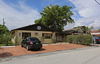 708 NE 14th St in Fort Lauderdale, FL - Building Photo