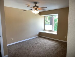 33 S Boulder Cir, Unit 1700 month in Boulder, CO - Building Photo - Building Photo