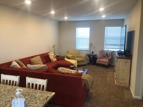 8773 Granite Ln in Woodbury, MN - Building Photo - Building Photo