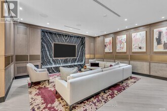 30-3330 Inn On The Pk Dr in Toronto, ON - Building Photo - Building Photo