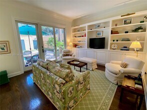 11718 SE Florida Ave in Hobe Sound, FL - Building Photo - Building Photo