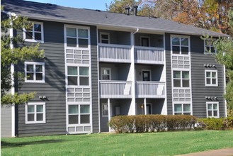 LYV Chapel Hill in Chapel Hill, NC - Building Photo - Building Photo