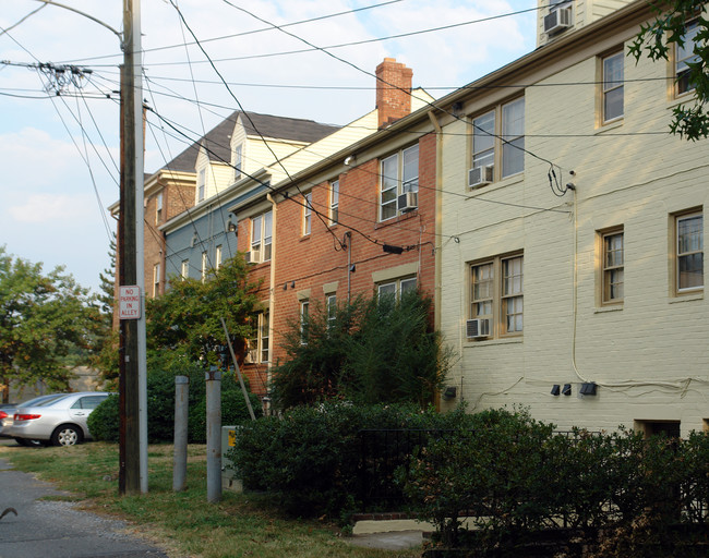 914 Jefferson St in Alexandria, VA - Building Photo - Building Photo