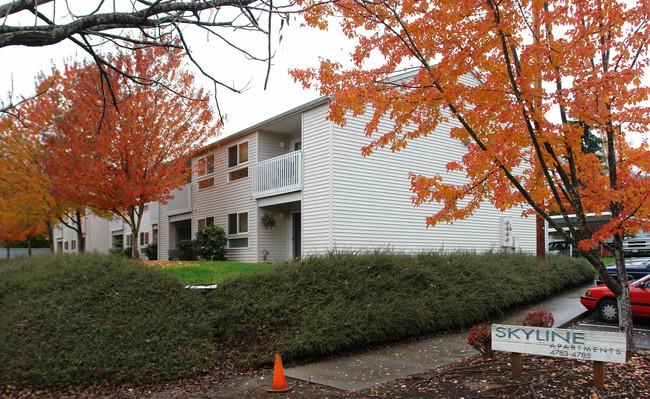 Skyline Apartments in Salem, OR - Foto de edificio - Building Photo