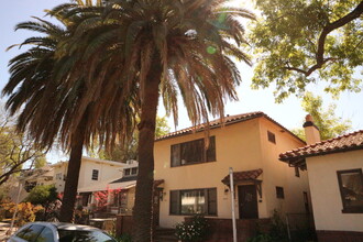 2604 P St in Sacramento, CA - Building Photo - Building Photo