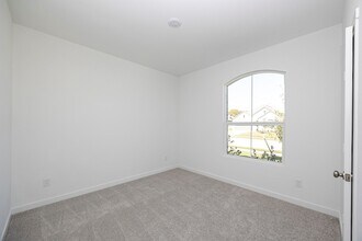 612 Mare Dr, Unit G-2255 in Aubrey, TX - Foto de edificio - Building Photo