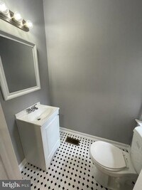 31 N Millick St photo'