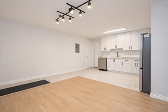 32483 Abercrombie Pl in Mission, BC - Building Photo - Building Photo