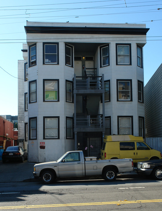 1753-1763 Fulton St in San Francisco, CA - Building Photo