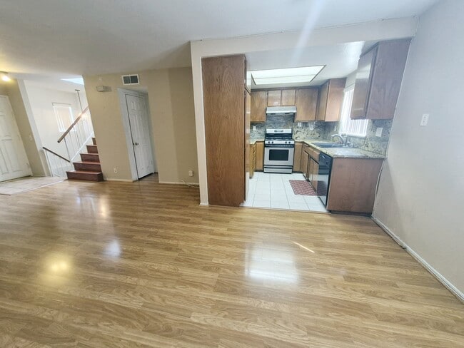 1836 E Huntington Dr in Duarte, CA - Building Photo - Building Photo