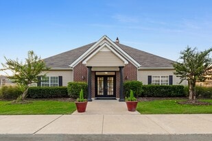 Cypress Park Apartments in Columbus, MS - Building Photo