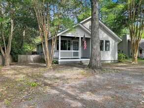 1698 Dogwood Rd in Charleston, SC - Building Photo - Building Photo