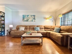 42 Village Knoll Pl in Spring, TX - Building Photo - Building Photo