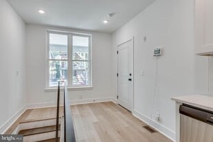 4220 Baltimore Ave in Philadelphia, PA - Building Photo