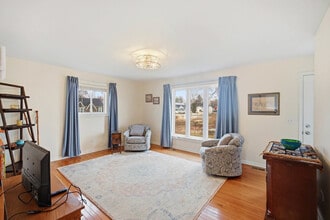 7611 South Dr in Wonder Lake, IL - Building Photo - Building Photo