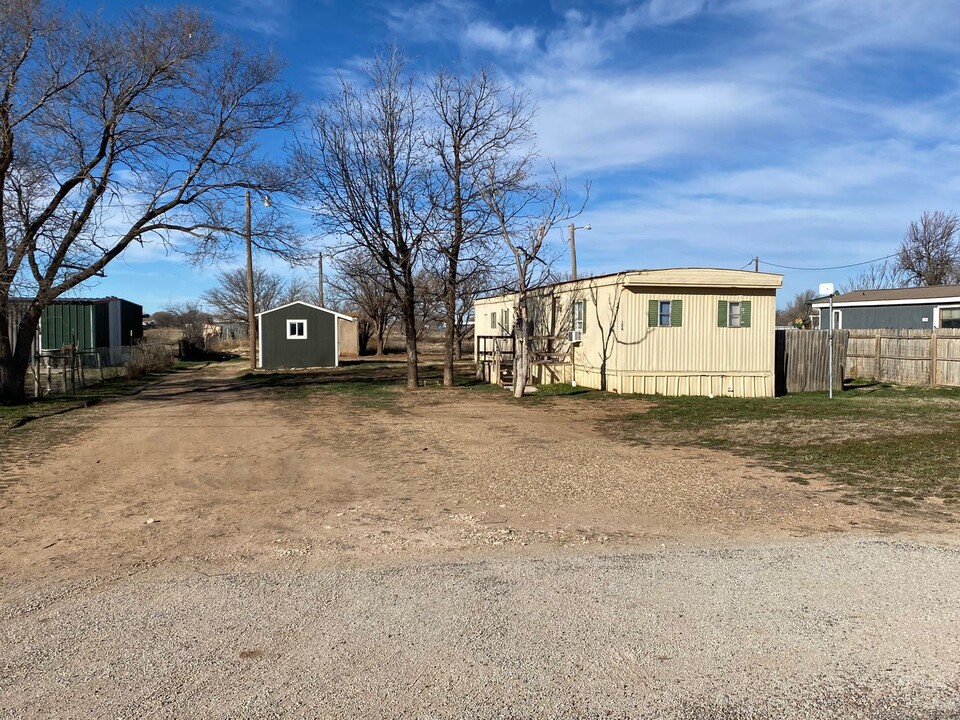 124 N County Rd 2900 in Lubbock, TX - Building Photo