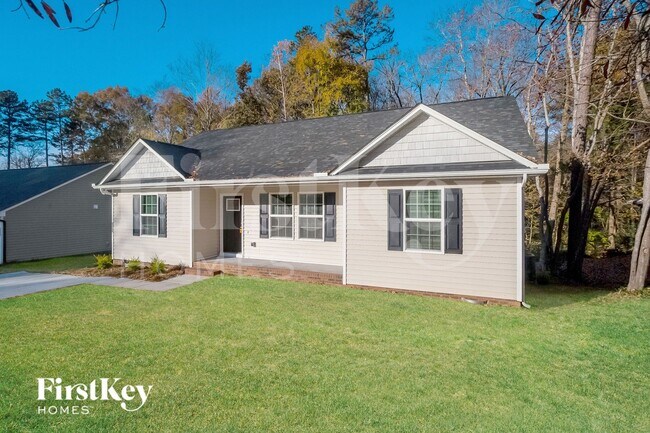 628 E Ketchie St in China Grove, NC - Building Photo - Building Photo