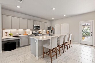 5417 Charles Merle Dr. in Austin, TX - Building Photo - Building Photo