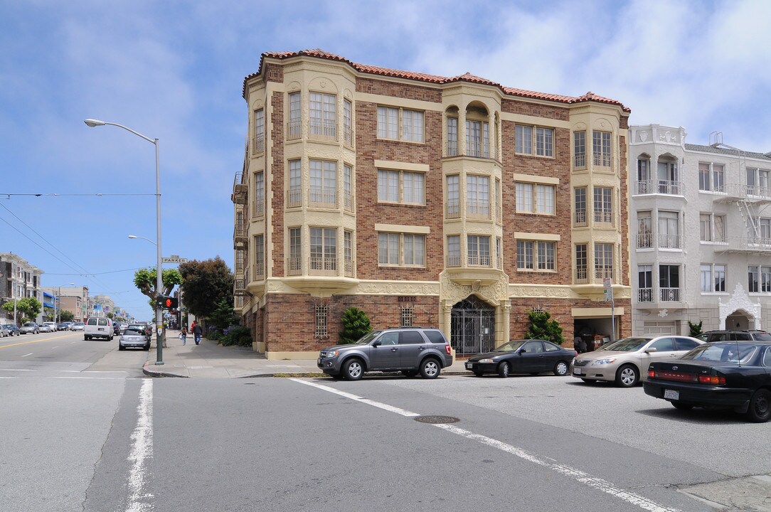 2 Parker Ave in San Francisco, CA - Building Photo