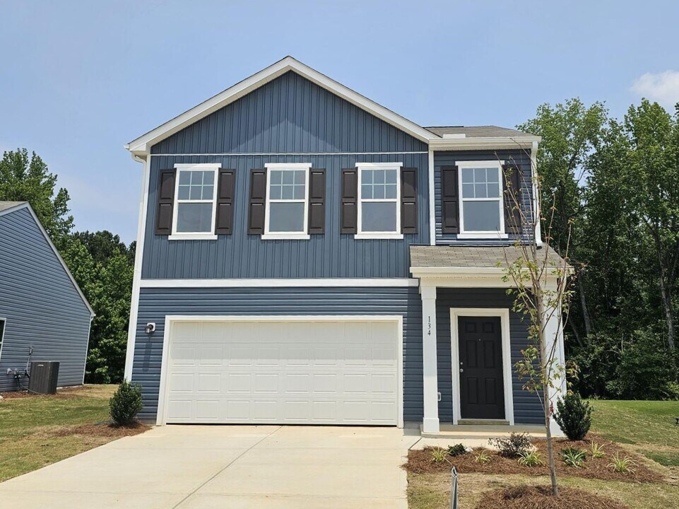 134 N Keatts Winner Ct in Clayton, NC - Building Photo
