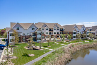 City Center at Deer Creek in New Berlin, WI - Building Photo - Building Photo