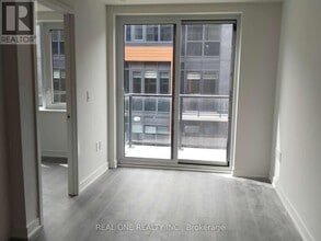 71 Curlew Dr in Toronto, ON - Building Photo - Building Photo