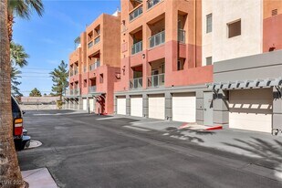 87 E Agate Ave in Las Vegas, NV - Building Photo