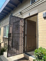 931 Grand Ave, Unit Unit E in San Diego, CA - Building Photo