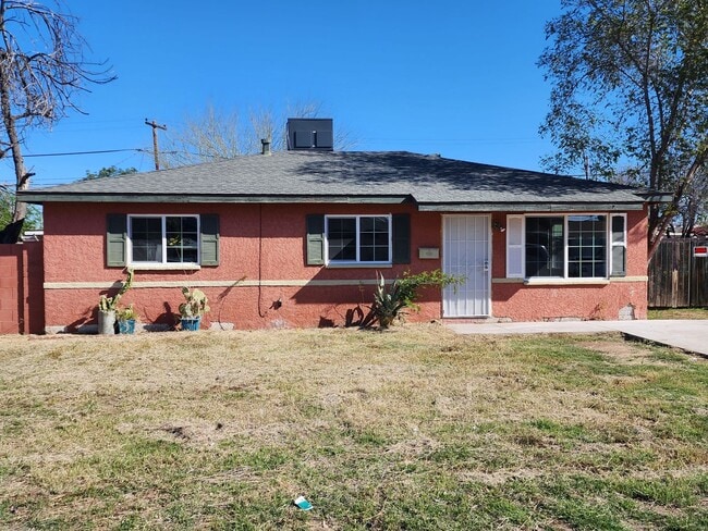 property at 2732 W Luke Ave