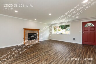 12520 SE 203 Pl in Kent, WA - Building Photo - Building Photo