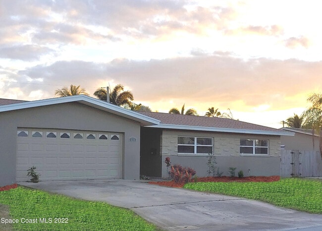 property at 215 Marion St