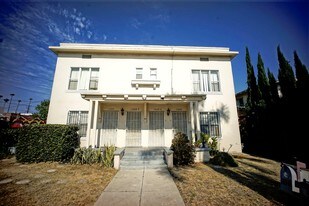 1322 4th Ave in Los Angeles, CA - Building Photo