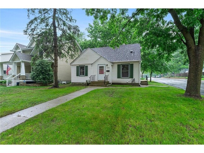 2800 Georgia Ave S in Minneapolis, MN - Building Photo - Building Photo