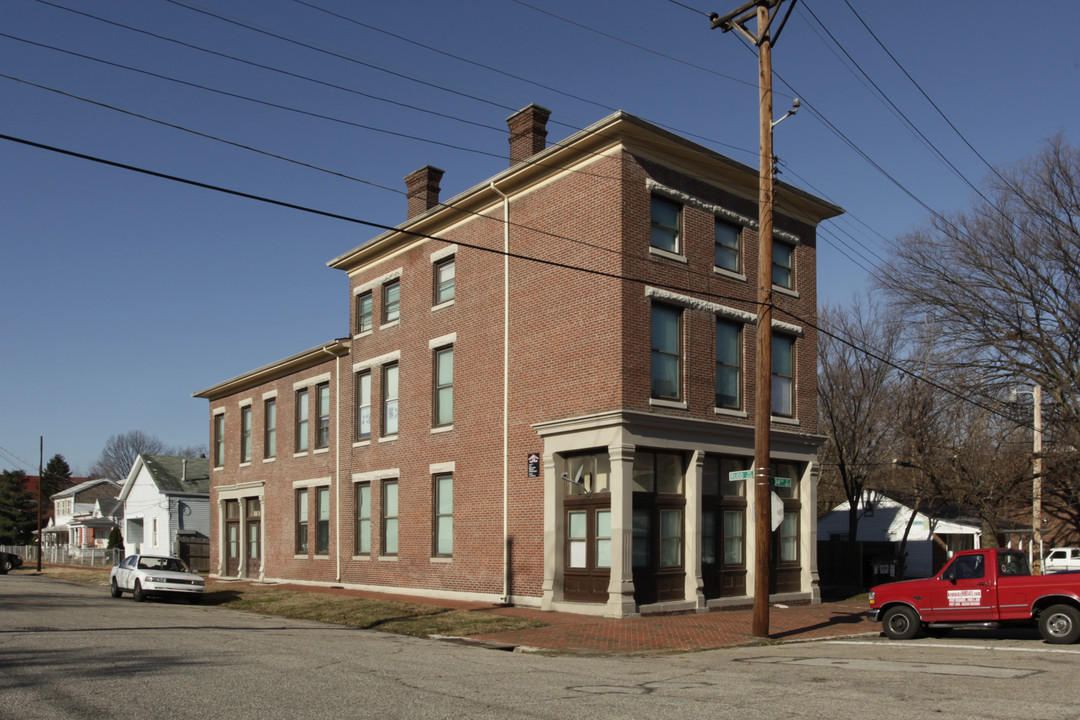 800 N 33rd St in Louisville, KY - Building Photo