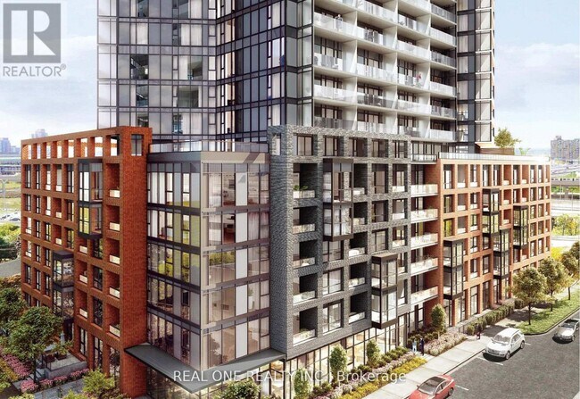 8-428 Tippett Rd in Toronto, ON - Building Photo - Building Photo