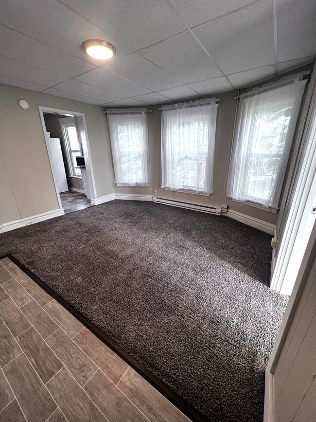 715 E 6th St-Unit -#2 in Duluth, MN - Building Photo - Building Photo