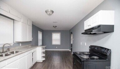 7606 W 40th St in Little Rock, AR - Building Photo - Building Photo